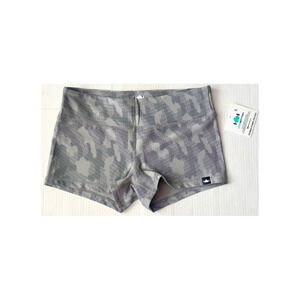 Wodbottom Shorts Call of Booty 2.5” Shorties Women's Size L Gray Camo Activewear